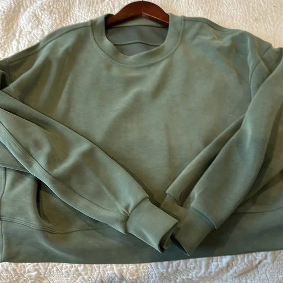 Women's Green Sweatshirt - Picture 5 of 6